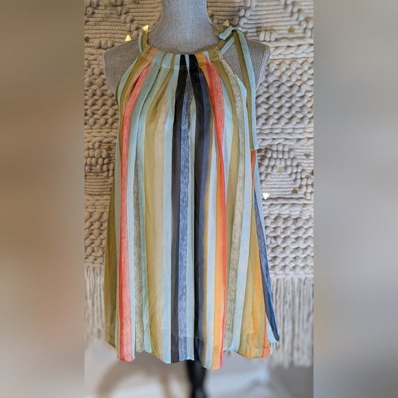 Beige by eci Tops - Beige by eci multicolor sleeveless small top